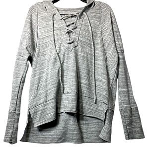 Lucky Brand Celebrate Everything Women’s Gray Marled top Front Tie M NWOT
